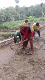 KERJA BAKTI WARGA KALURAHAN NGLIPAR
